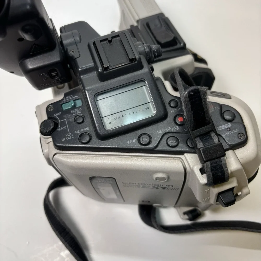 Canon Canovision EX1 Hi Hi 8 Camcorder Camera & Recorder With Accessories Bundle - Picture 8 of 16